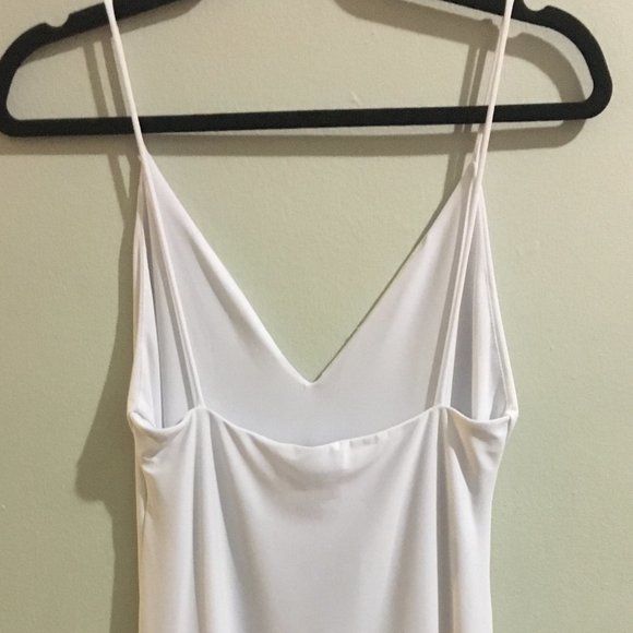 Fashion Nova - White Fitted Pencil Dress - Item#46 - Picture 3 of 7